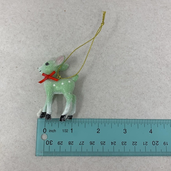 3 piece Christmas lot : wreath, countdown calendar & baby deer holiday decor - Picture 9 of 16